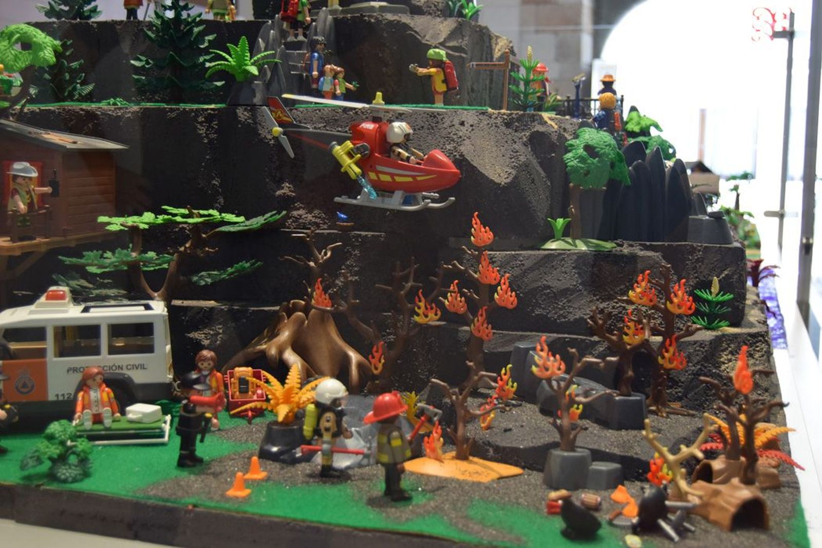el-valle-del-tera-en-miniatura-y-formato-playmobil-5