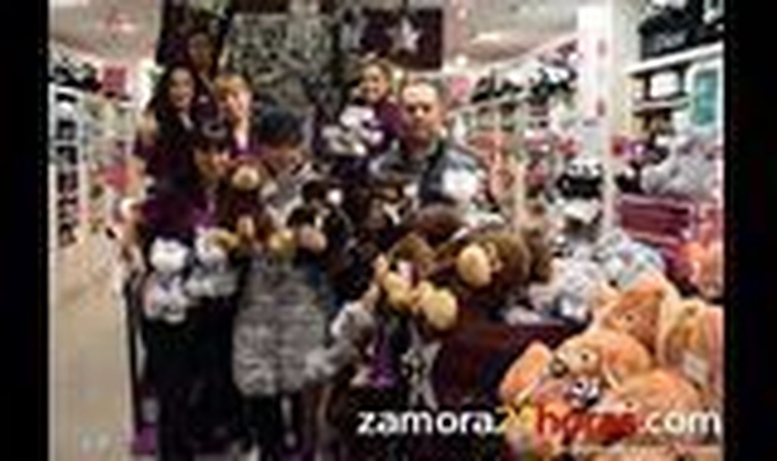 Solidaridad navideña en forma de peluches