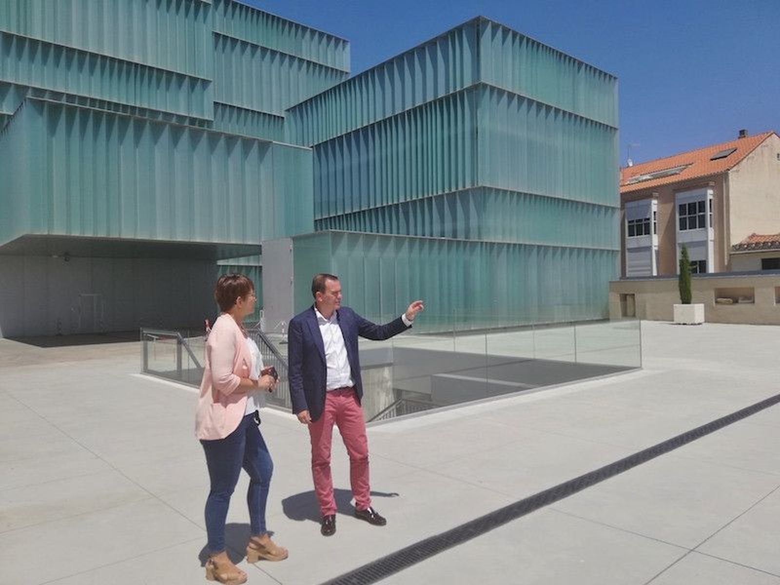 67777939 1474711192671647 3083020880477945856 o