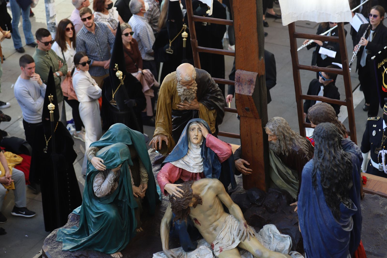 procesion-del-santo-entierro-foto-maria-lorenzo-26