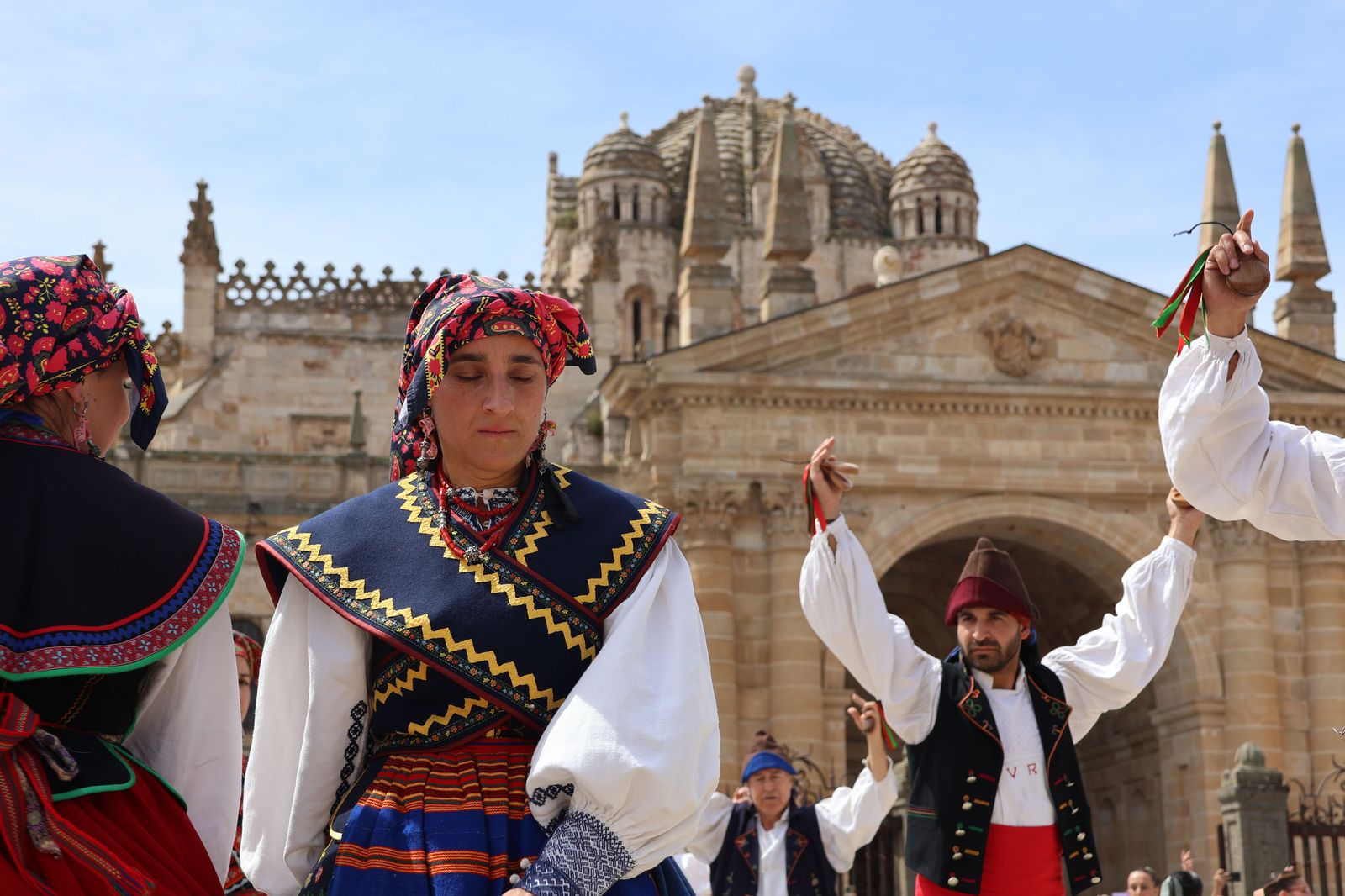 el-bolero-de-algodre-en-la-plaza-de-la-catedral-38