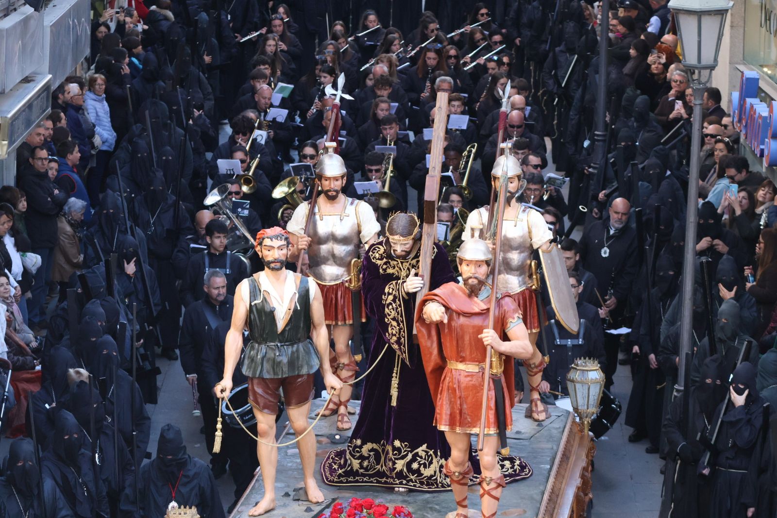 GALERÍA | Revive en imágenes la procesión de Jesús Nazareno