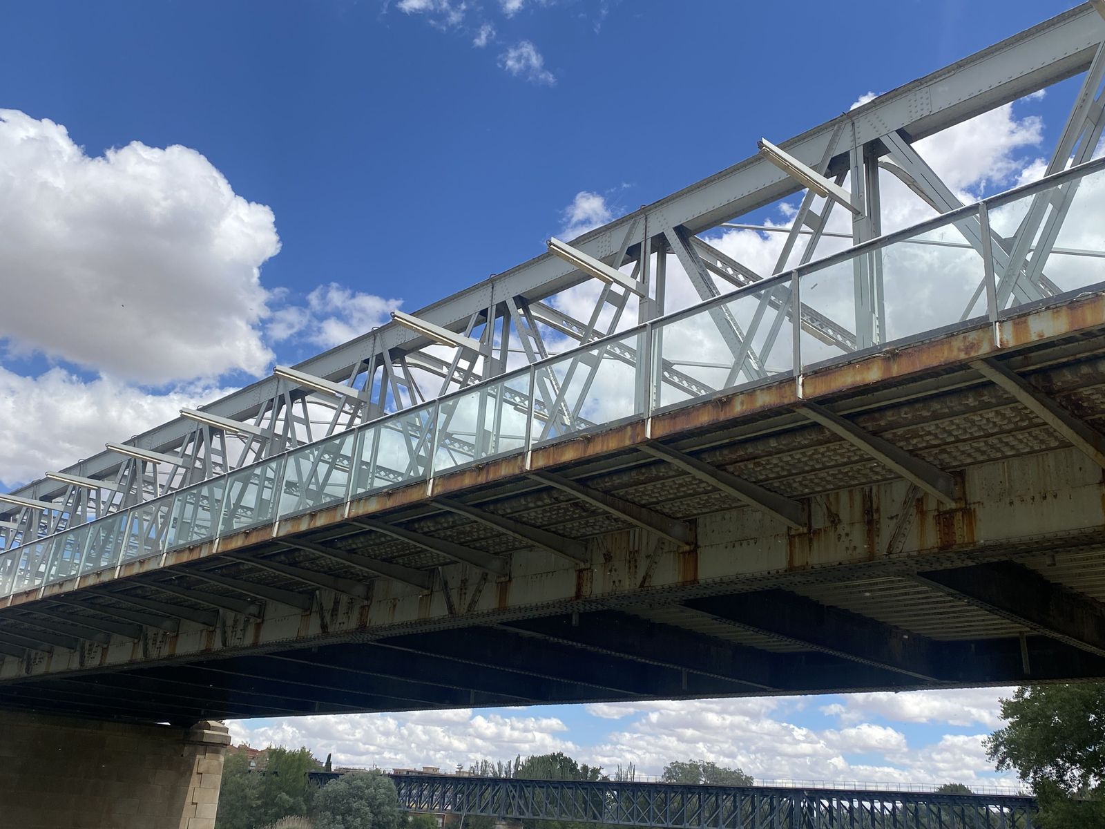 Puente de Hierro de Zamora.