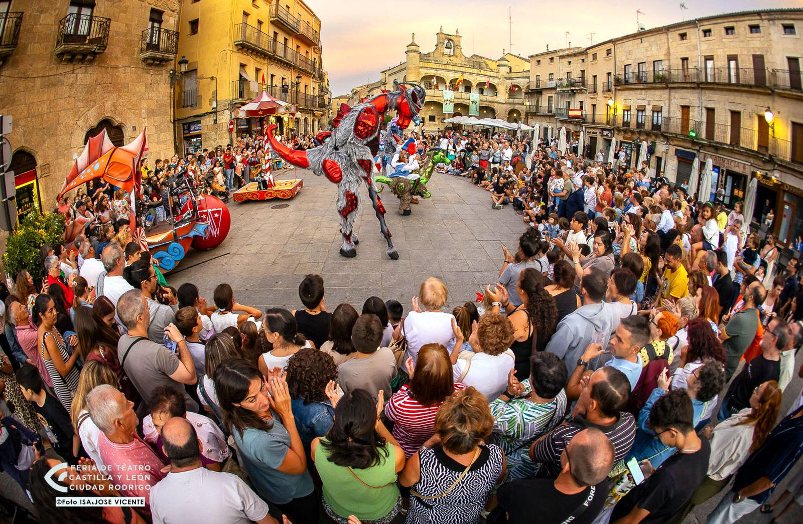 Jornada 27 agosto feria de teatro de Castilla y León en Ciudad Rodrigo (6).jpg
