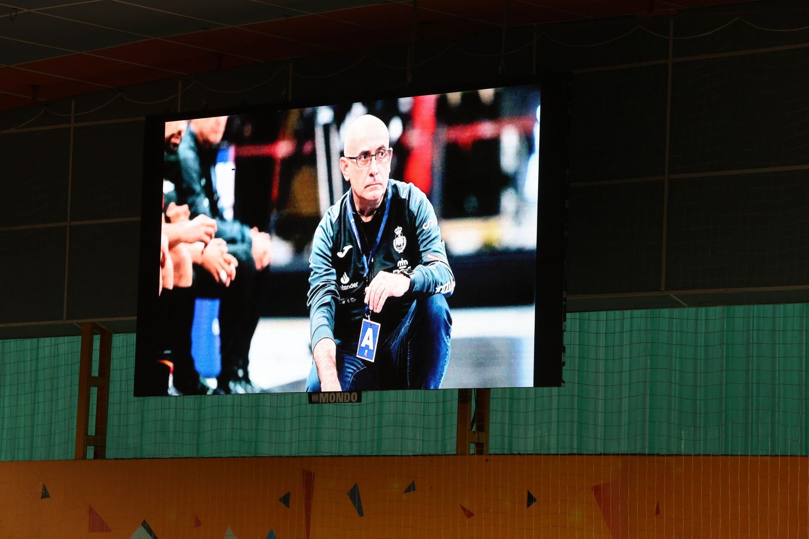 GALERÍA | El Club Balonmano Zamora celebra su 25º aniversario con una imagen muy especial