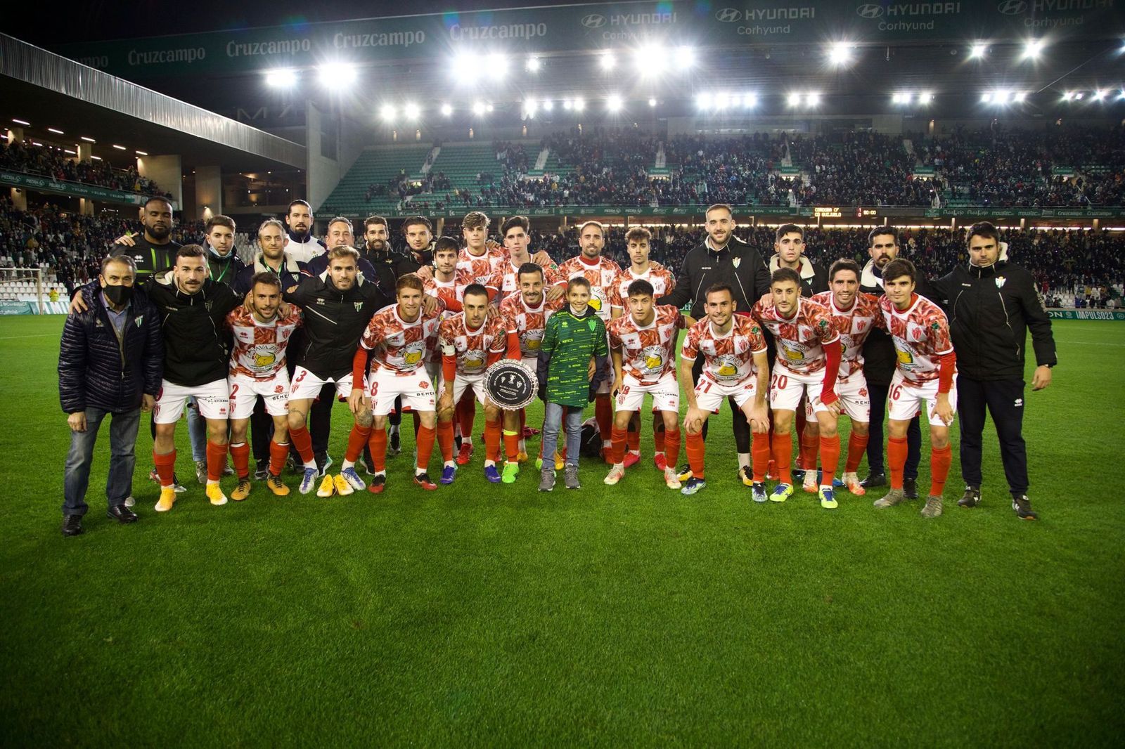 Plantilla del CD Guijuelo tras el partido FOTO CDG
