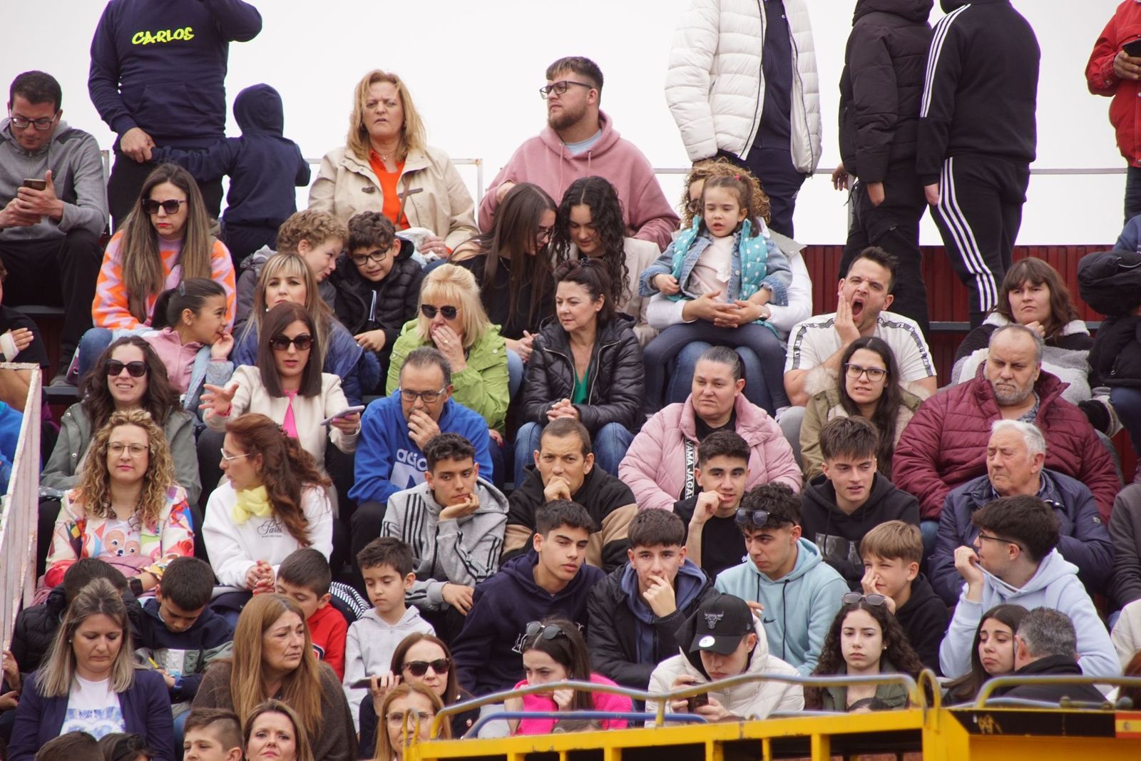 ambiente-y-participacion-durante-el-toro-del-voto-en-villoria-suelta-de-dos-toros-del-cajon-foto-juanes-39