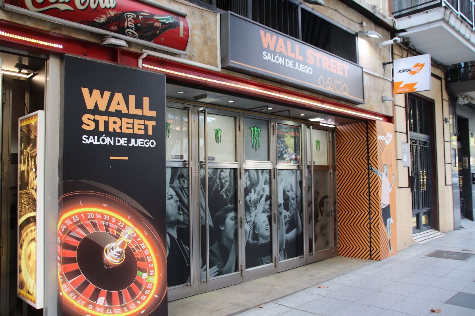 Casas de apuestas, salones de juego. Foto de archivo