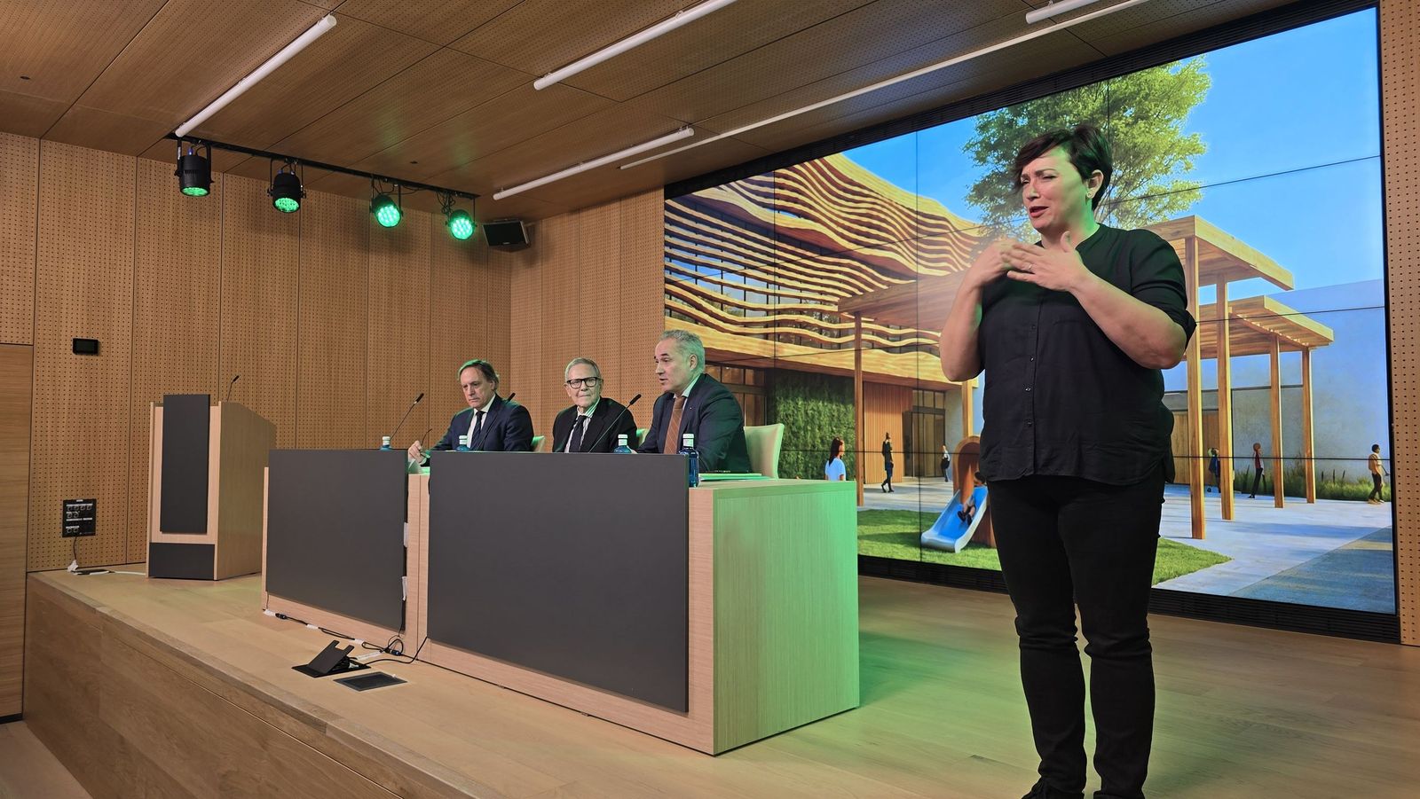 El Consejo Provincial de la Asociación Española Contra el Cáncer en Salamanca presenta el nuevo Espacio Abierto en Salamanca