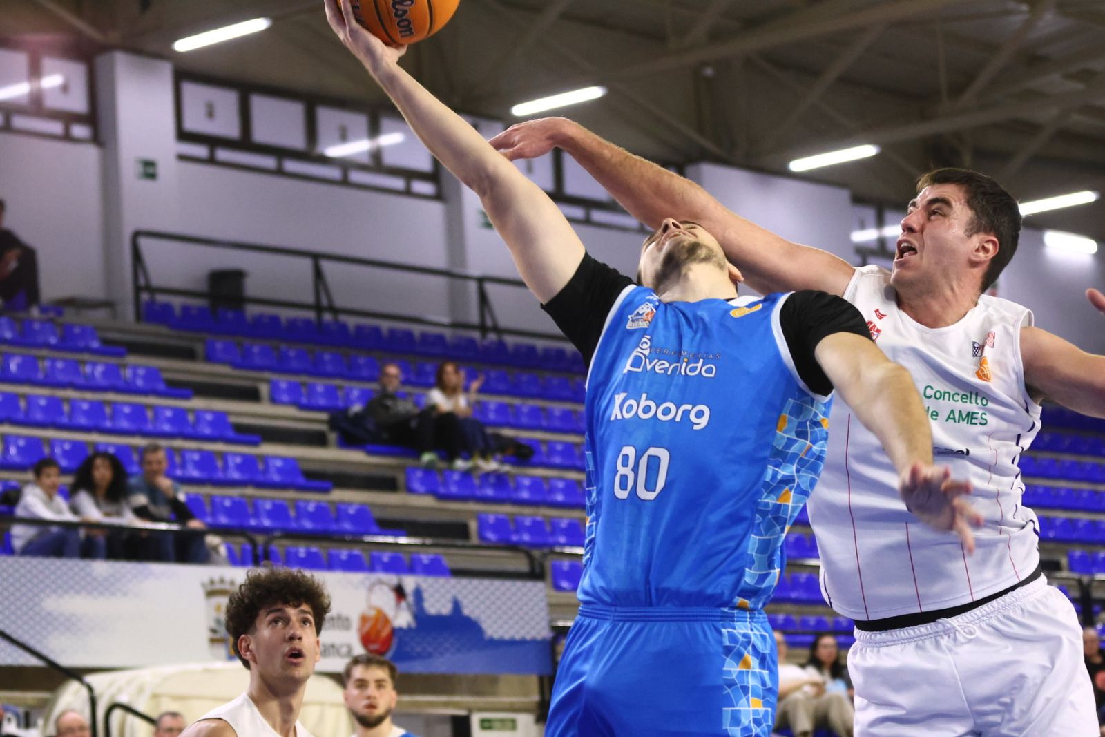 Perfumerías Avenida - Obradoiro Ames