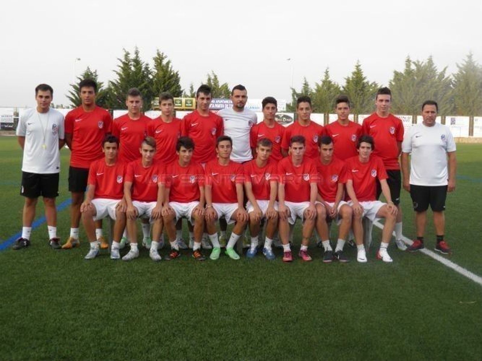 El Munibar Pizarrales gana el derbi y se engancha a la zona alta