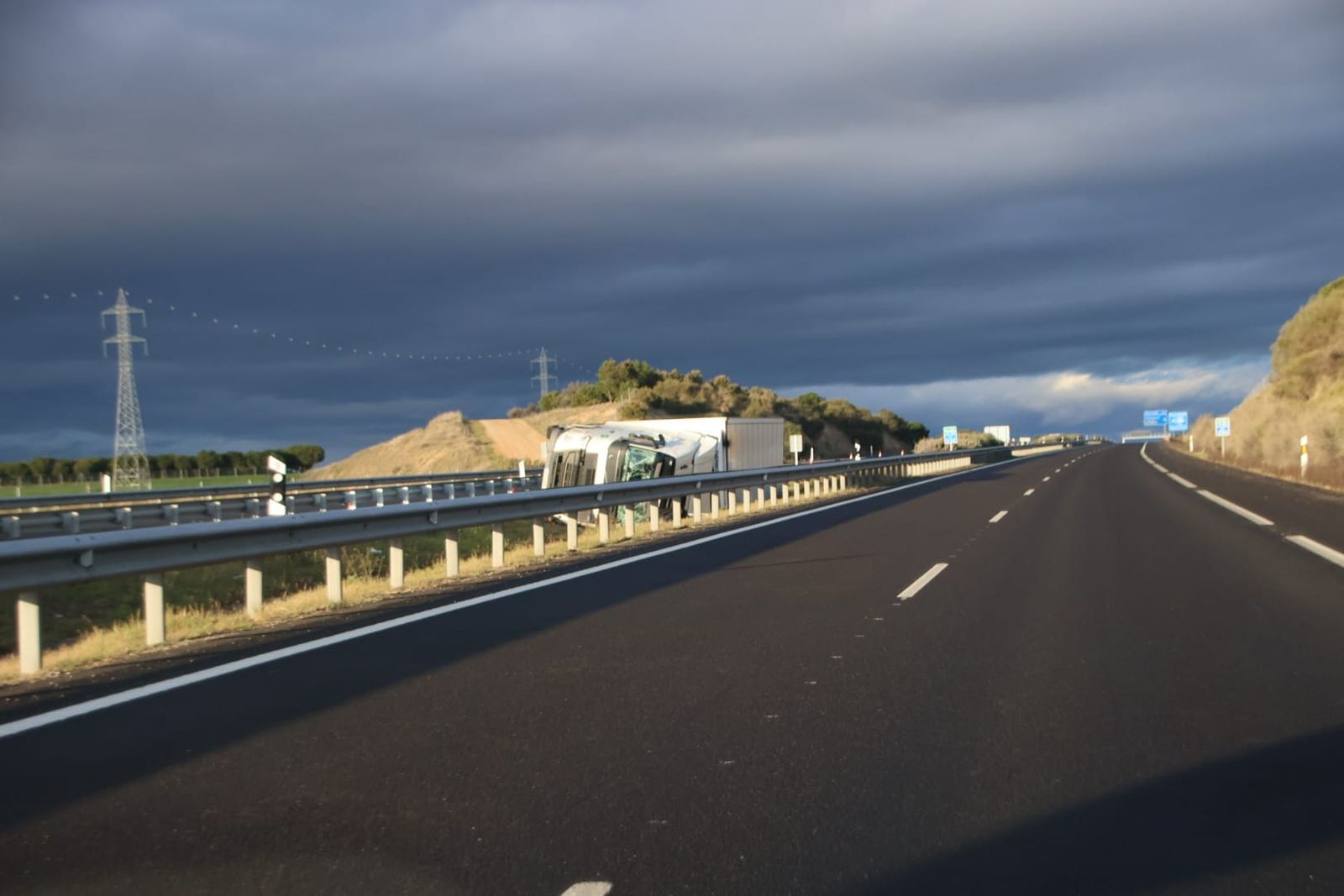 whatsapp-image-2025-04-04-at-08-45-14