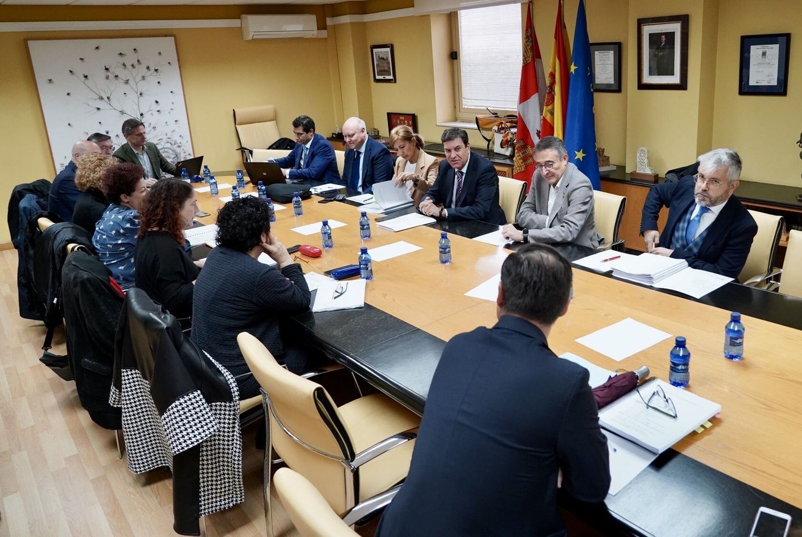 La Junta constituye la mesa para impulsar el primer Plan Autonómico del Hábitat. ICAL. Archivo