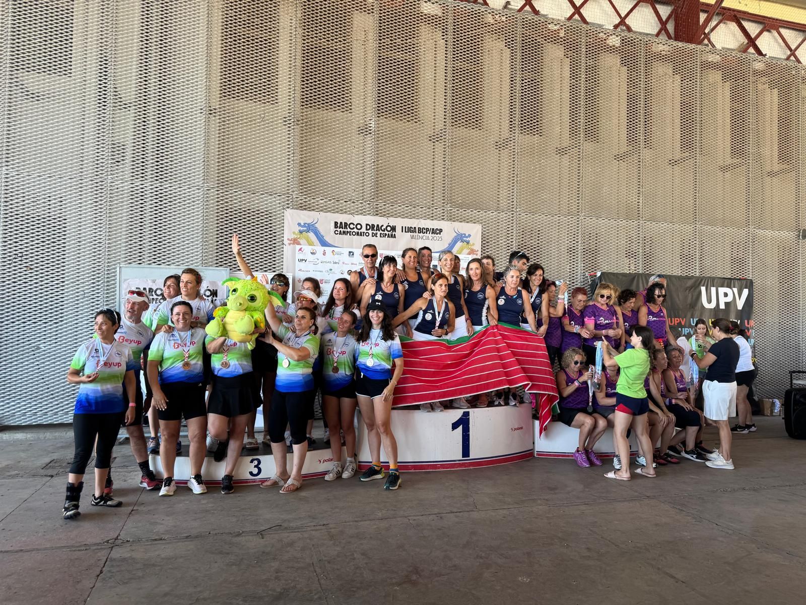 Canoa Kayak Barco Dragón Zamora