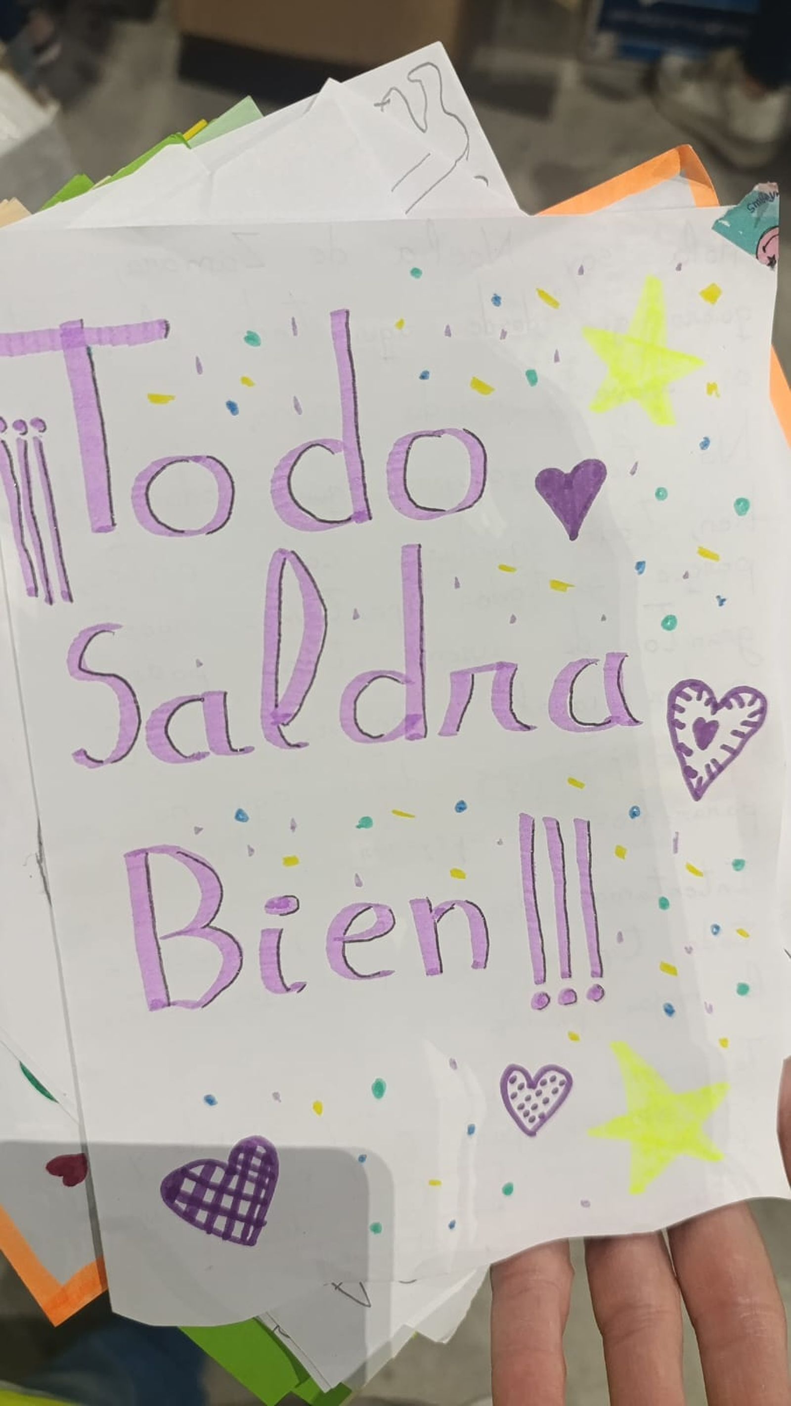 Mensajes de apoyo a los valencianos afectados por la DANA