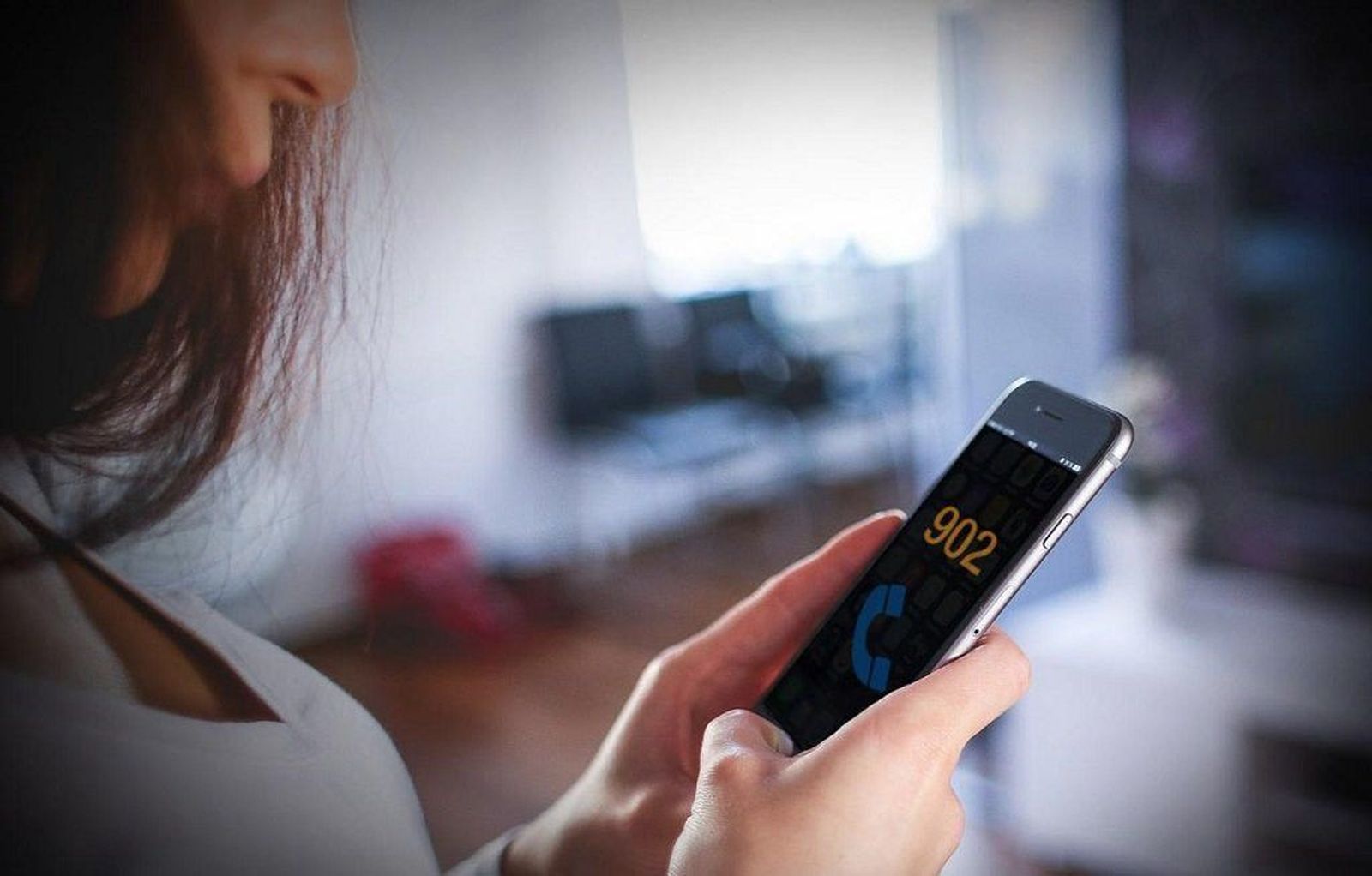 Primeras denuncias para acabar con los teléfonos de atención al cliente de alto coste