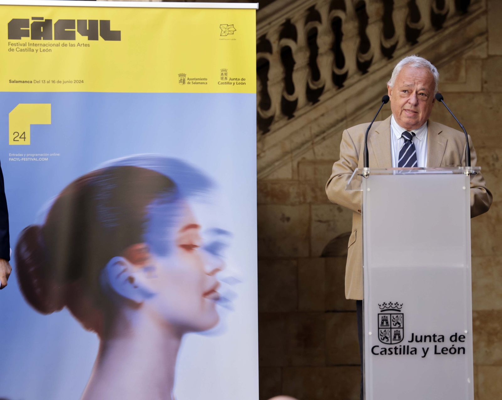 ‘Fàcil’: el Festival Internacional de las Artes de Castilla y León que contará con la participación de artistas de primer nivel. Gonzalo Santonja, consejero de Cultura, Turismo y Deporte de la Junta. ‘Fàcil’: el Festival Internacional de las Artes de Castilla y León que contará con la participación de artistas de primer nivel. Gonzalo Santonja, consejero de Cultura, Turismo y Deporte de la Junta.