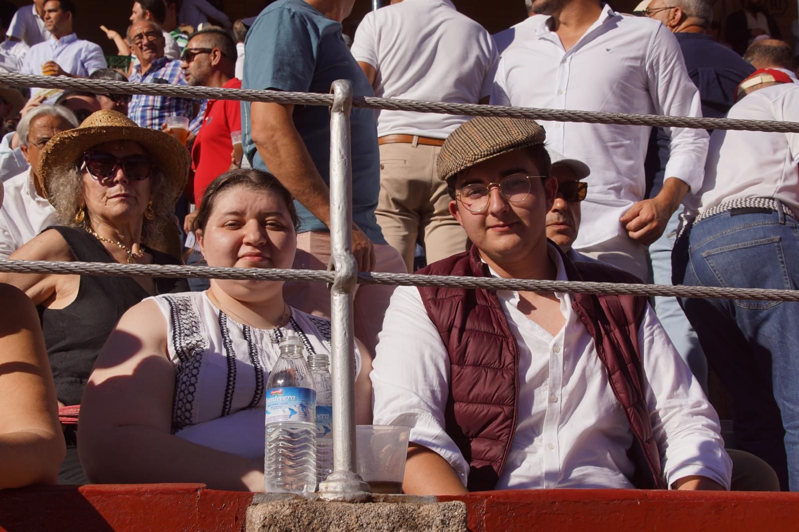 Así ha vivido la afición de La Glorieta el primer cartel de figuras de la feria: imágenes del ambiente en los tendidos y en el patio de cuadrillas