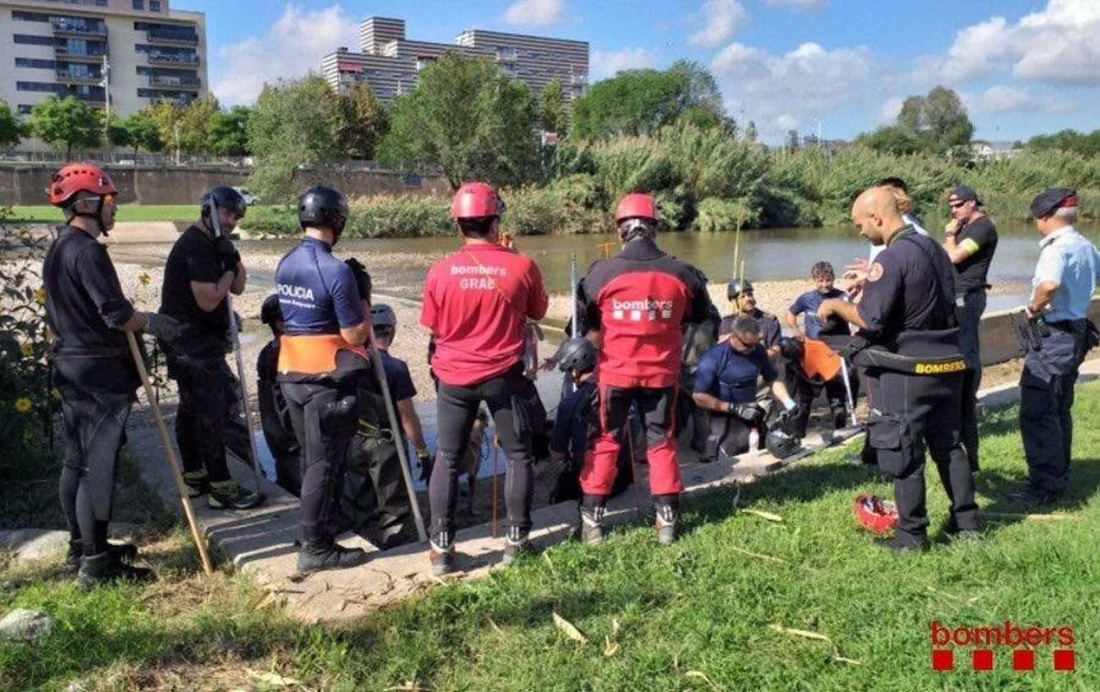 Recerca del nadó desaparegut al riu Besòs de Barcelona