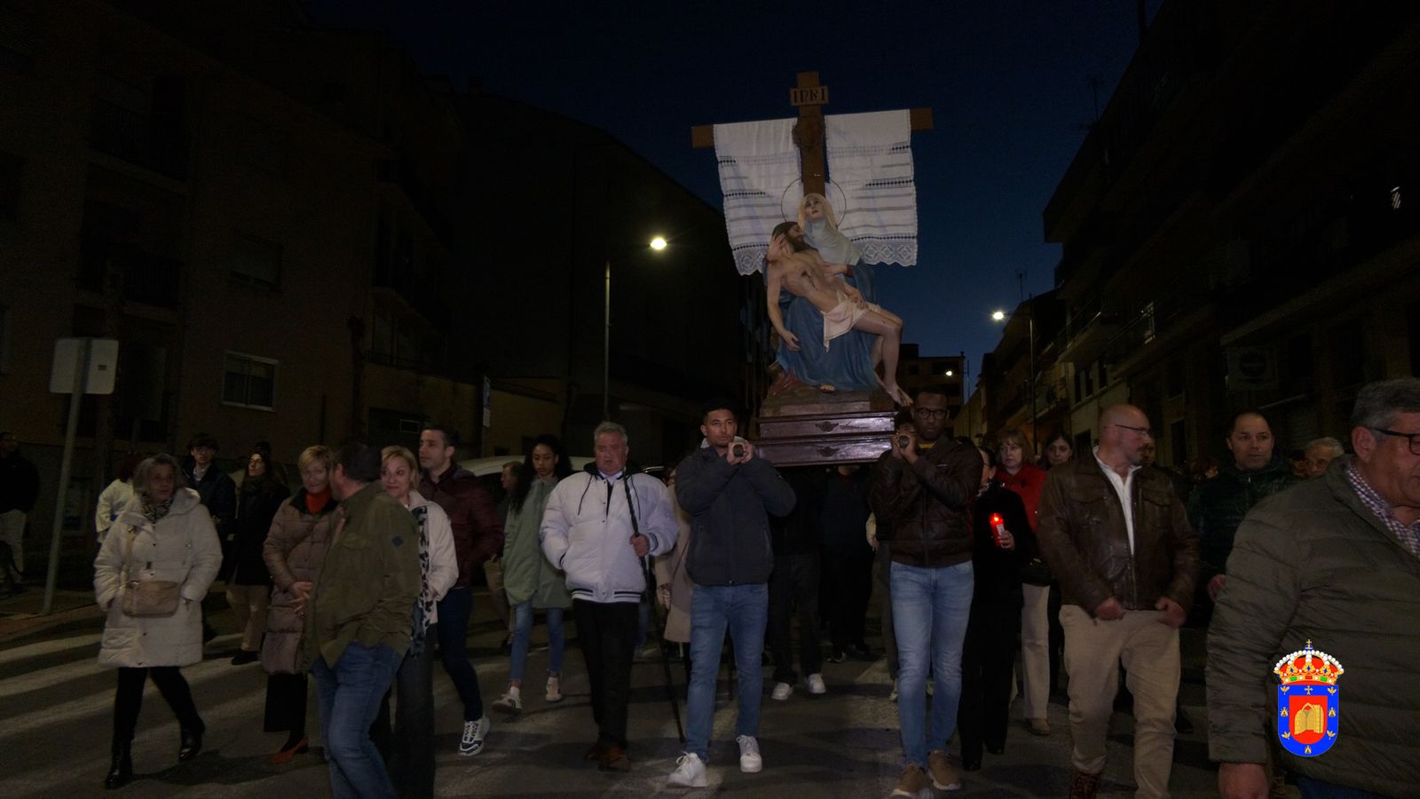 El Santo Entierro de Guijuelo reúne a cientos de personas en sus calles