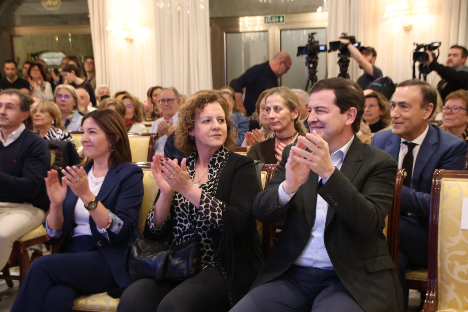 Mañueco junto a Carbayo prearranque campaña