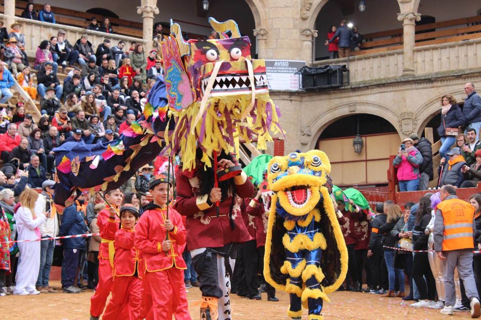disfraces-del-sabado-de-carnaval-en-ciudad-rodrigo-27