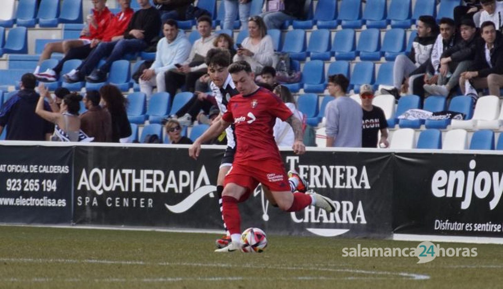 Svensson y Javi Villar, en un Unionistas - Osasuna Promesas