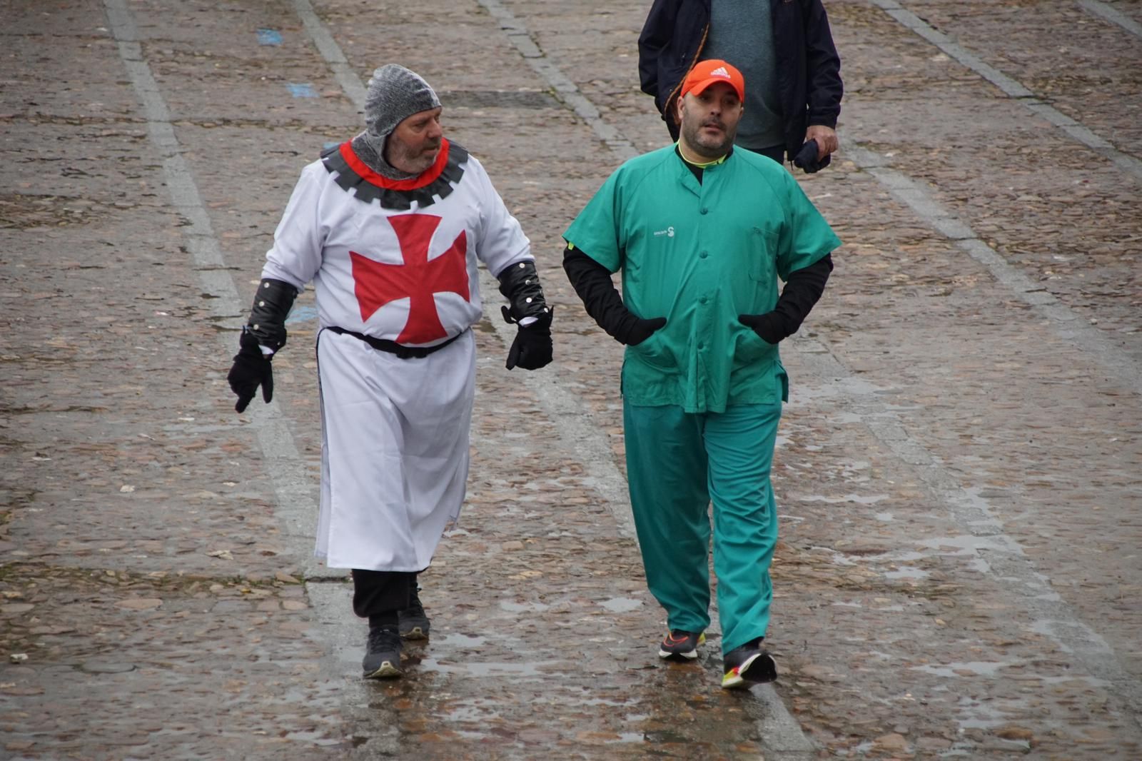 ambiente-encierro-urbano-lunes-de-carnaval-en-ciudad-rodrigo-12-de-febrero-de-2024-fotos-s24h-71