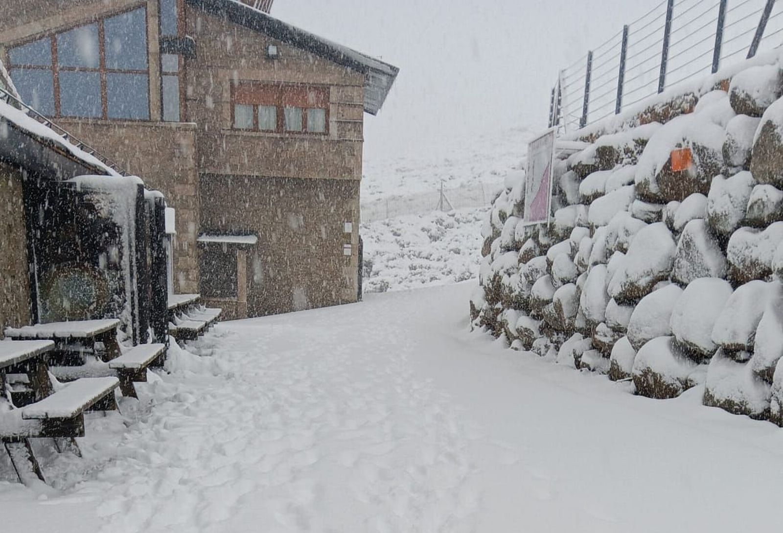 Nieve en la covatilla 16 diciembre 2025 2.jpg