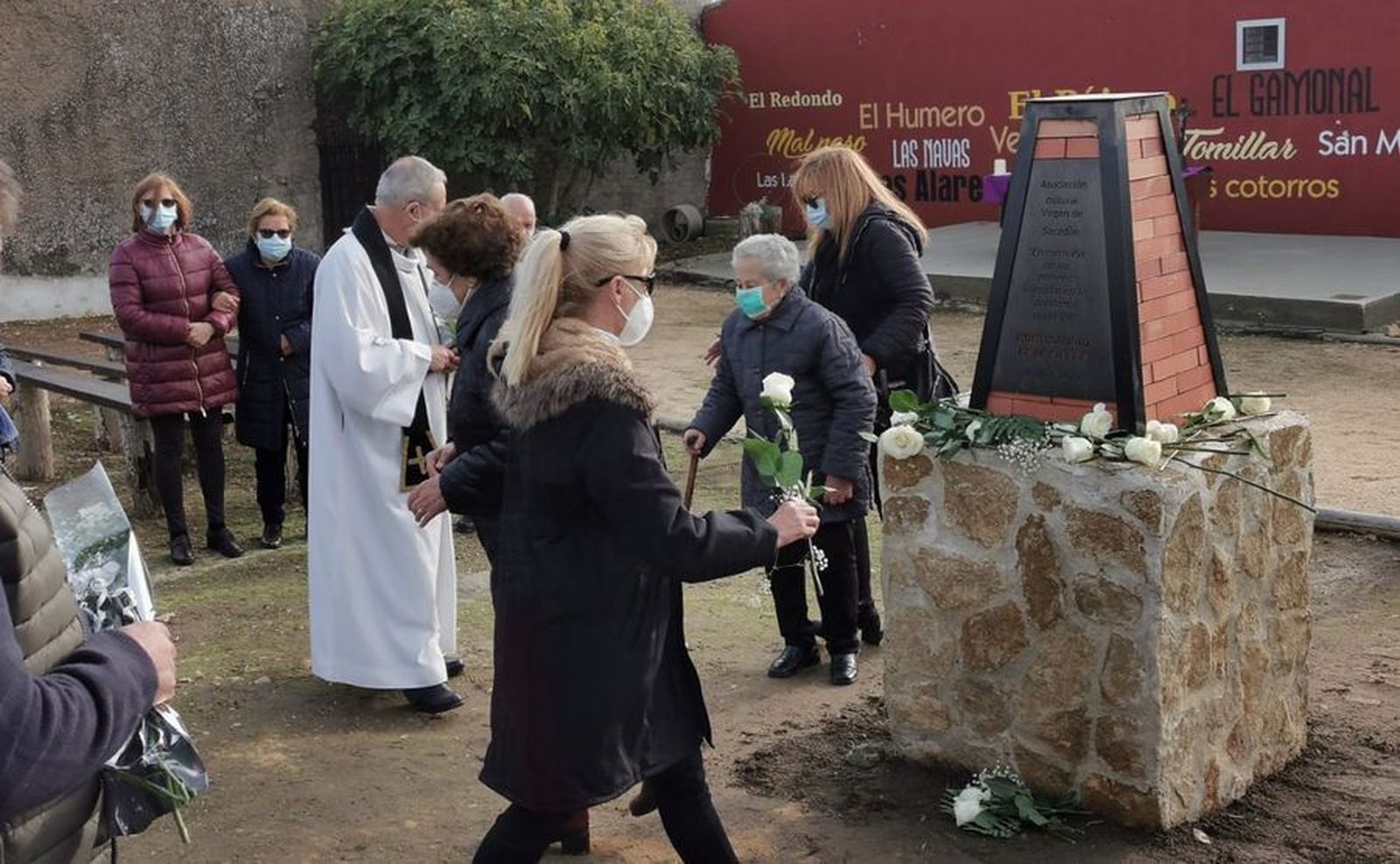 Monolito monterrubio sierra (2)