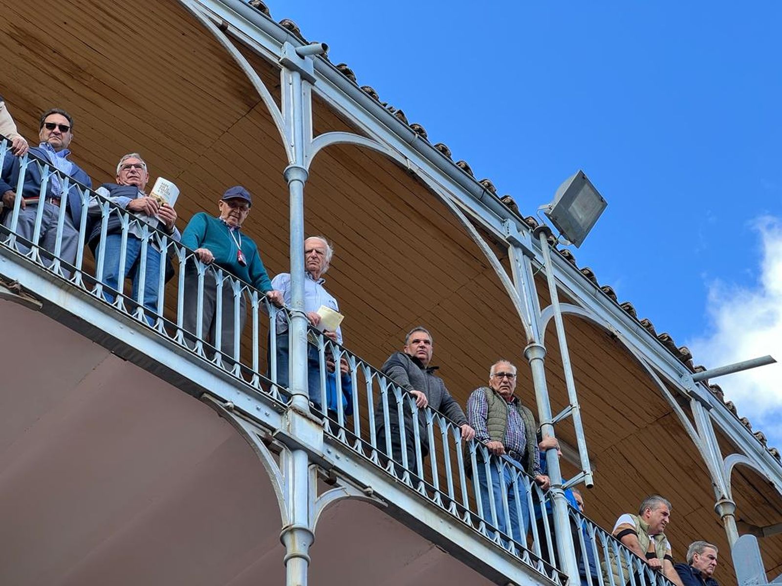 ambiente-durante-el-sorteo-de-los-el-puerto-de-san-lorenzo-y-la-ventana-del-puerto-14