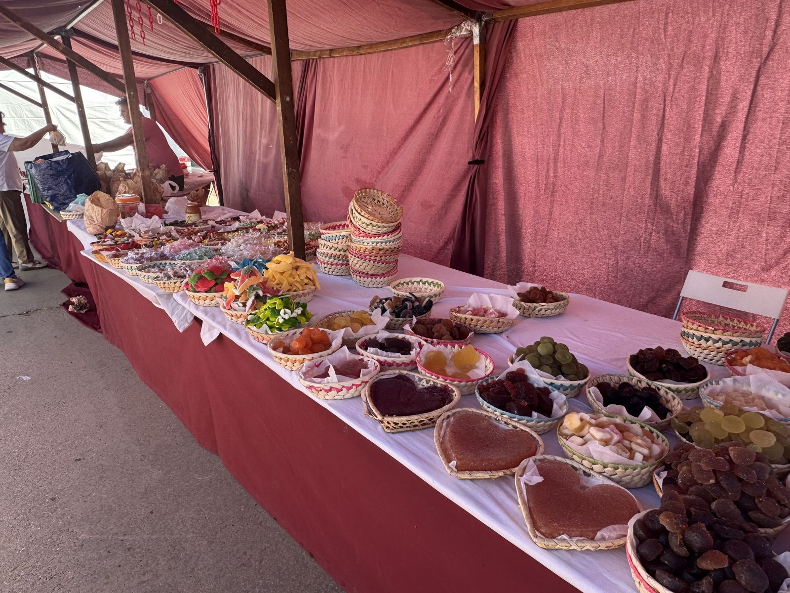 Vísperas nupciales apertura mercado en Aldeatejada