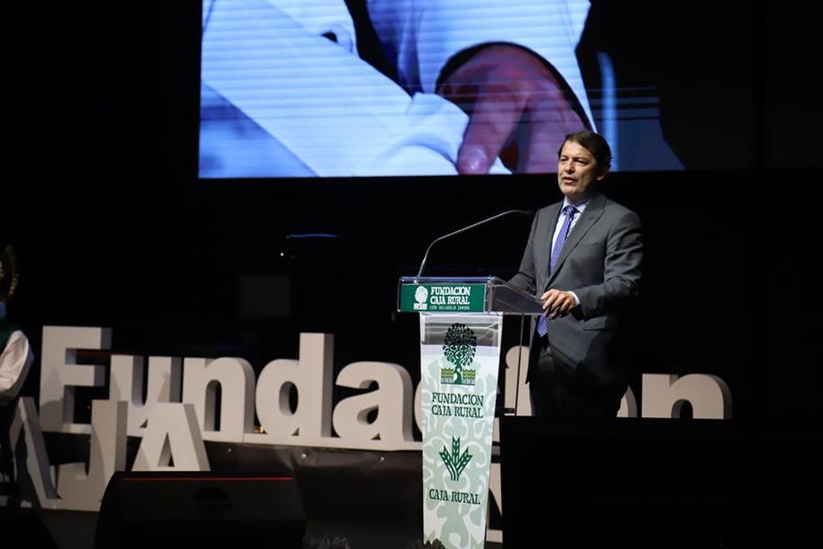 gala-de-premios-de-la-fundacion-caja-rural-47