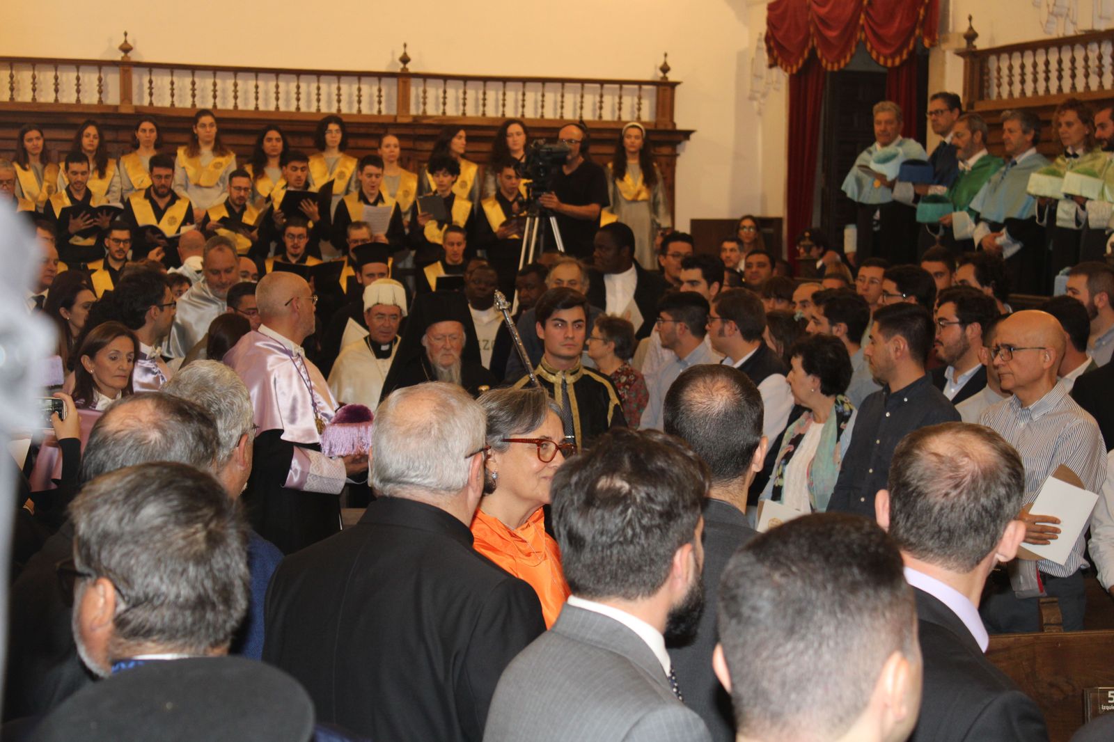 investidura-como-doctor-honoris-causa-de-la-universidad-pontific-40