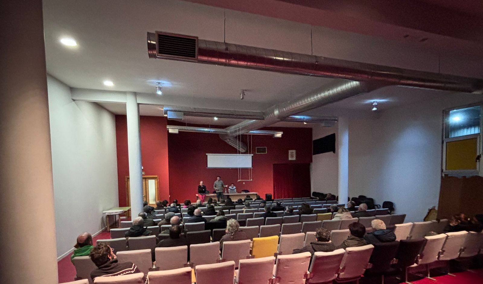 Debate informativo plataforma Stop Biogás Zamora en San Vitero