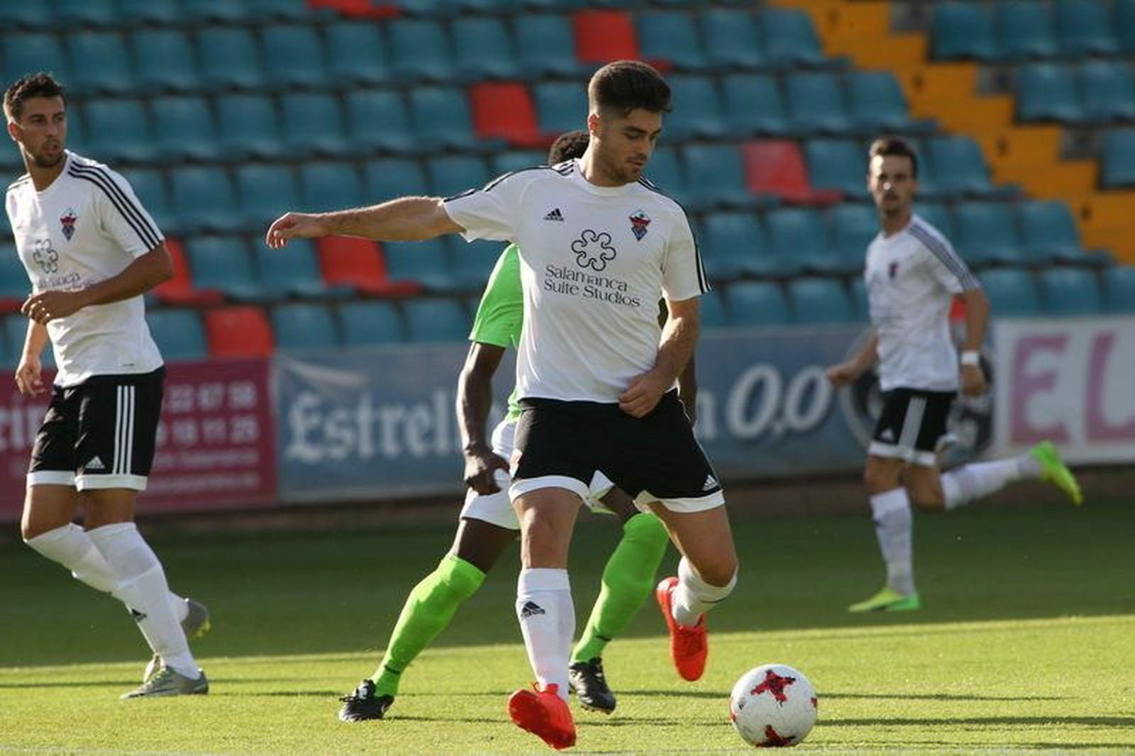 Los últimos enfrentamientos entre Bembibre y Salmantino acabaron en tablas