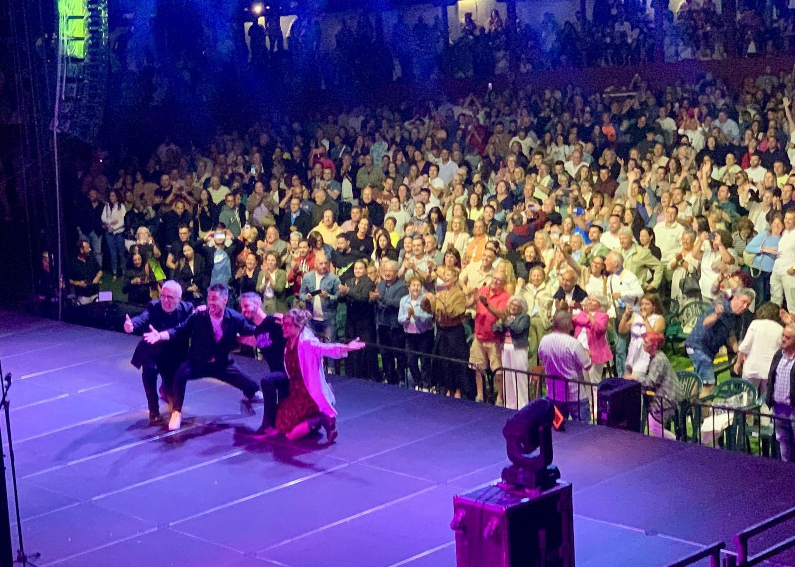 Los mejores humoristas del país conquistan Toro en una noche para el recuerdo