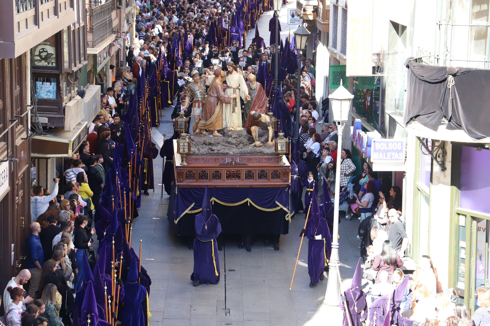 cofradia-de-la-santa-vera-cruz-disciplina-y-penitencia-24