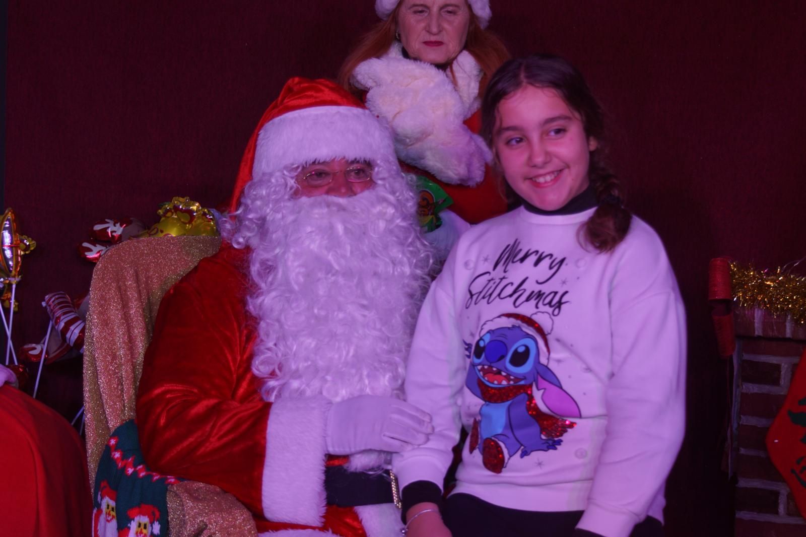 El Encinar recibe la visita de Papa Noel