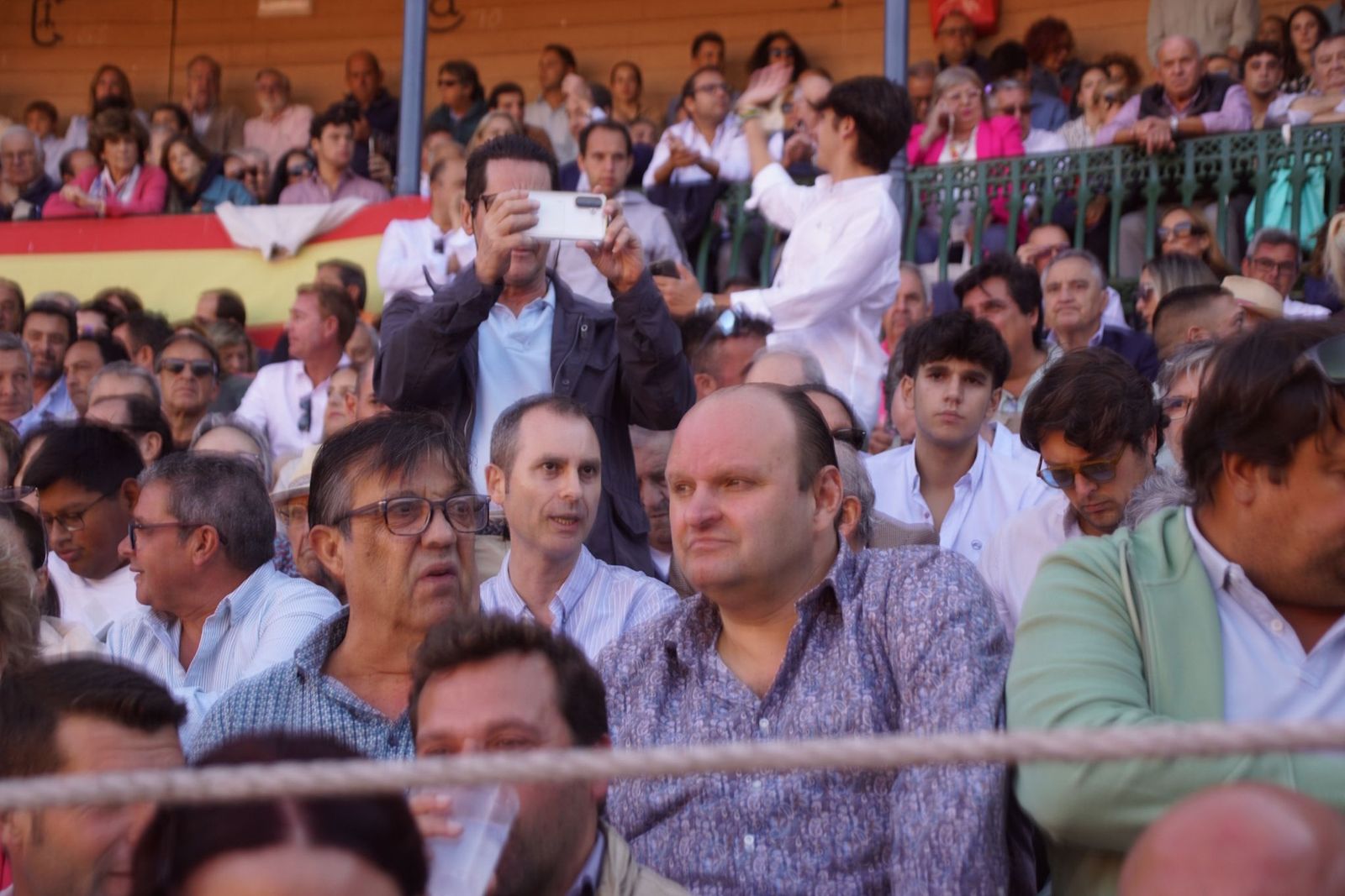 Así ha vivido la afición salmantina el adiós a la feria desde los tendidos: imágenes del ambiente en la corrida concurso