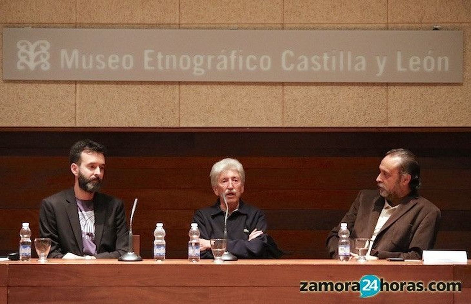 El Etnográfico presenta el catálogo de la exposición “José Ramón Sánchez. La gran aventura del mar”