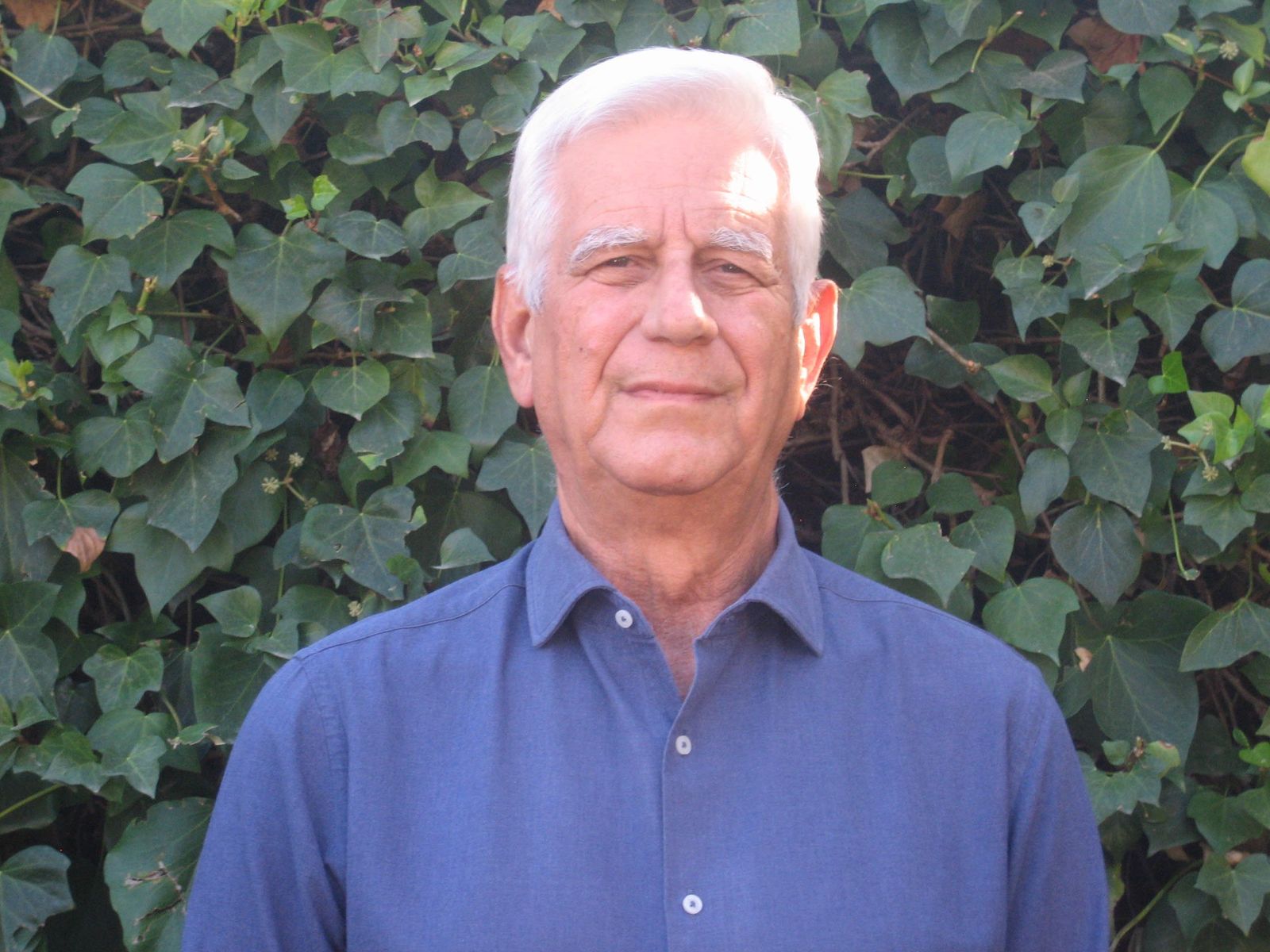 El onubense Luis Bendala presenta ‘La dehesa salmantina, herencia de un pasado señorial’