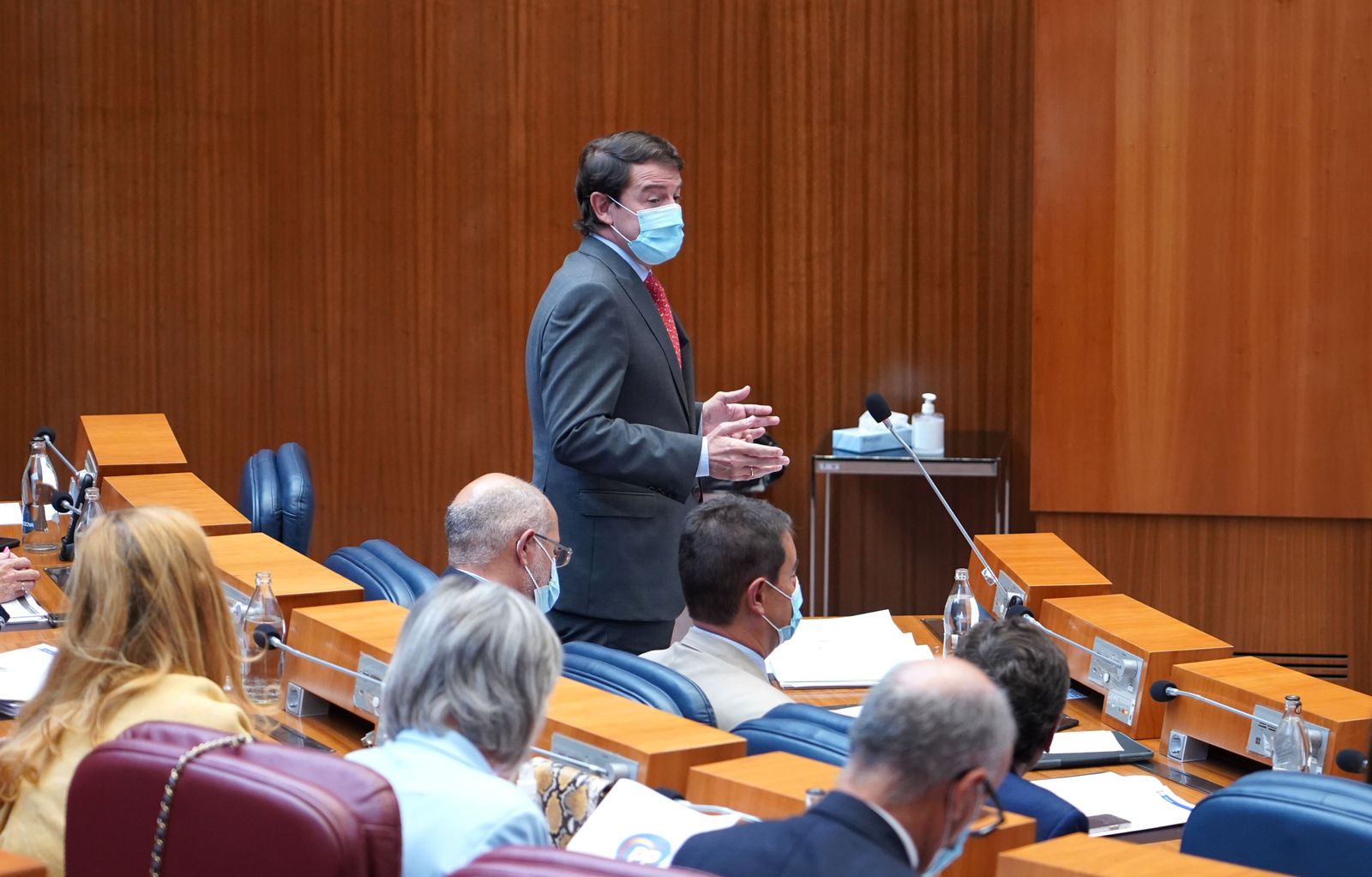 Mañueco durante su intervención en las Cortes | Foto: Miriam Chacón - ICAL