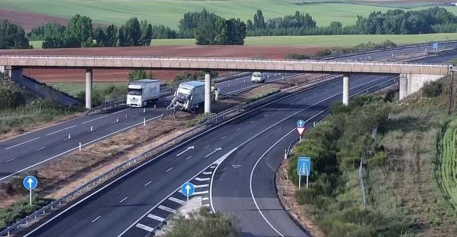 Accidente de un camión en la A-62 este viernes
