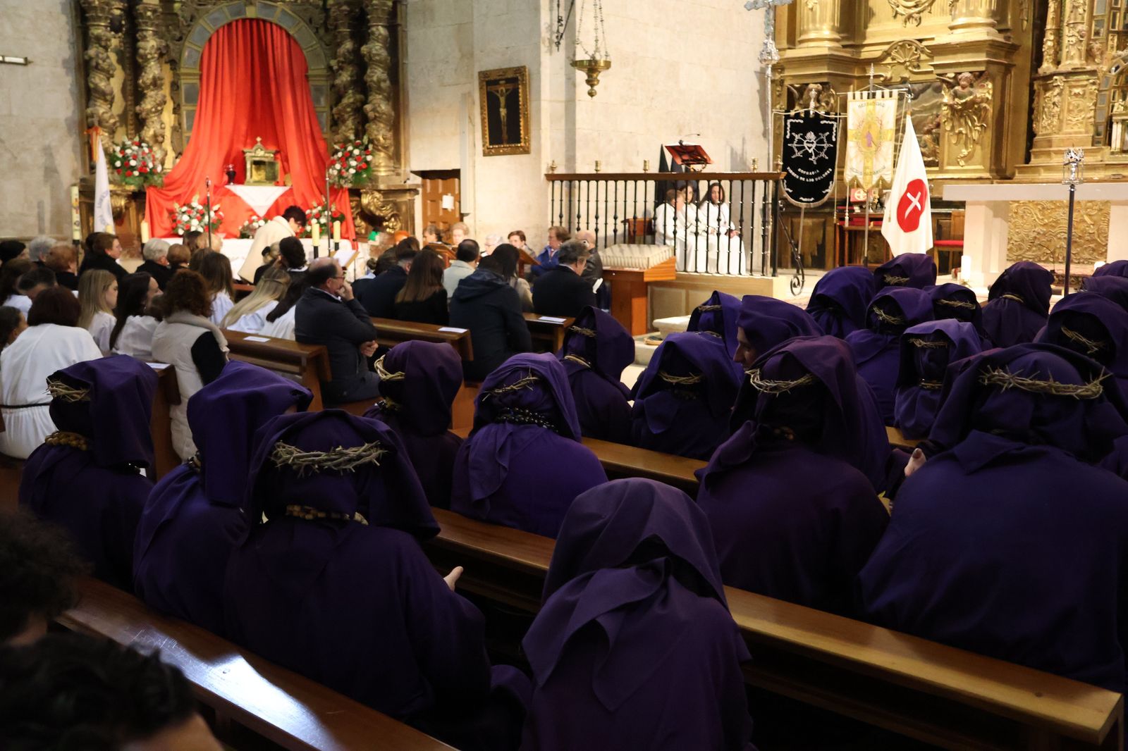 suspension-de-la-procesion-del-santo-entierro-de-fuentesauco-6