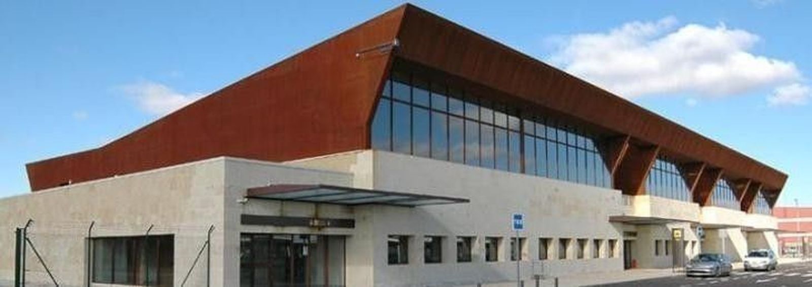 El Ejército del Aire busca mayor colaboración con los alcaldes del alfoz