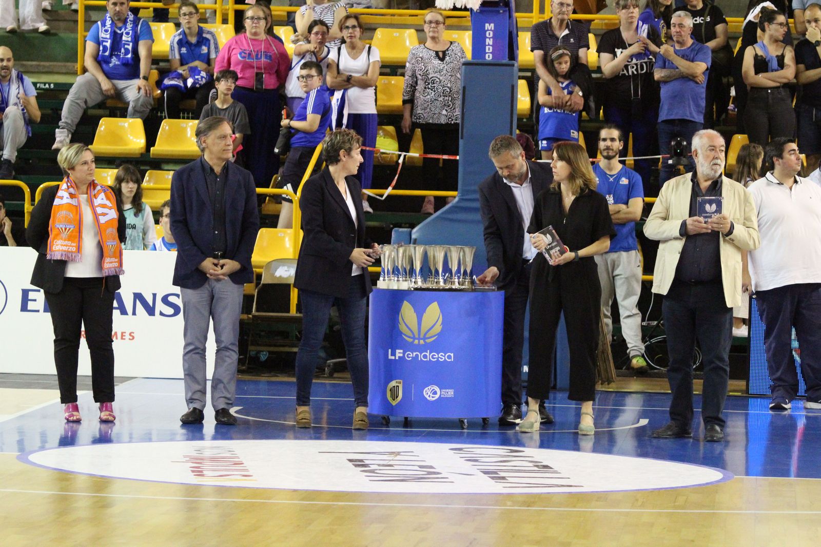 perfumerias-avenida-valencia-basket-112