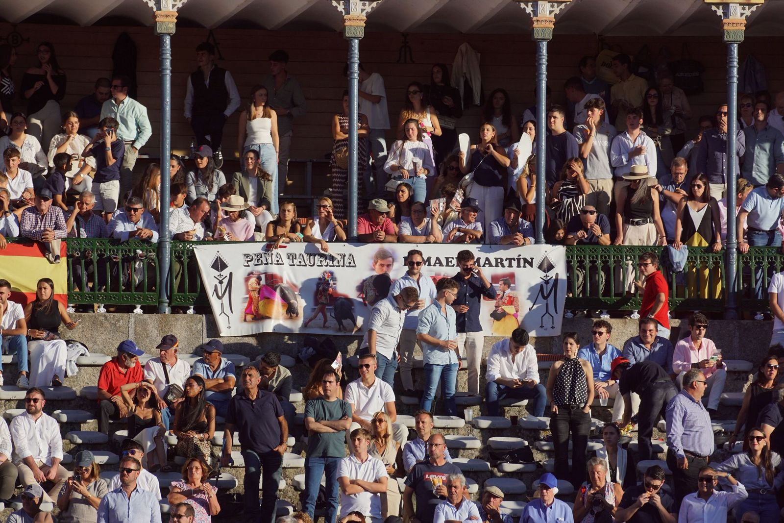 Así se ha vivido la primera corrida de la feria 2025 en La Glorieta: imágenes del ambiente en los tendidos y en el patio de cuadrillas