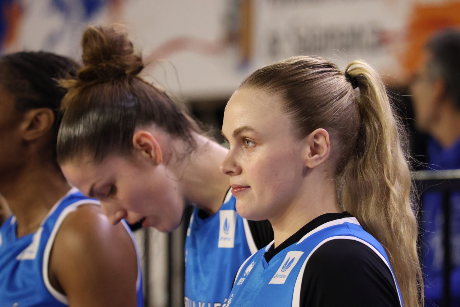 Perfumerías Avenida – Estudiantes