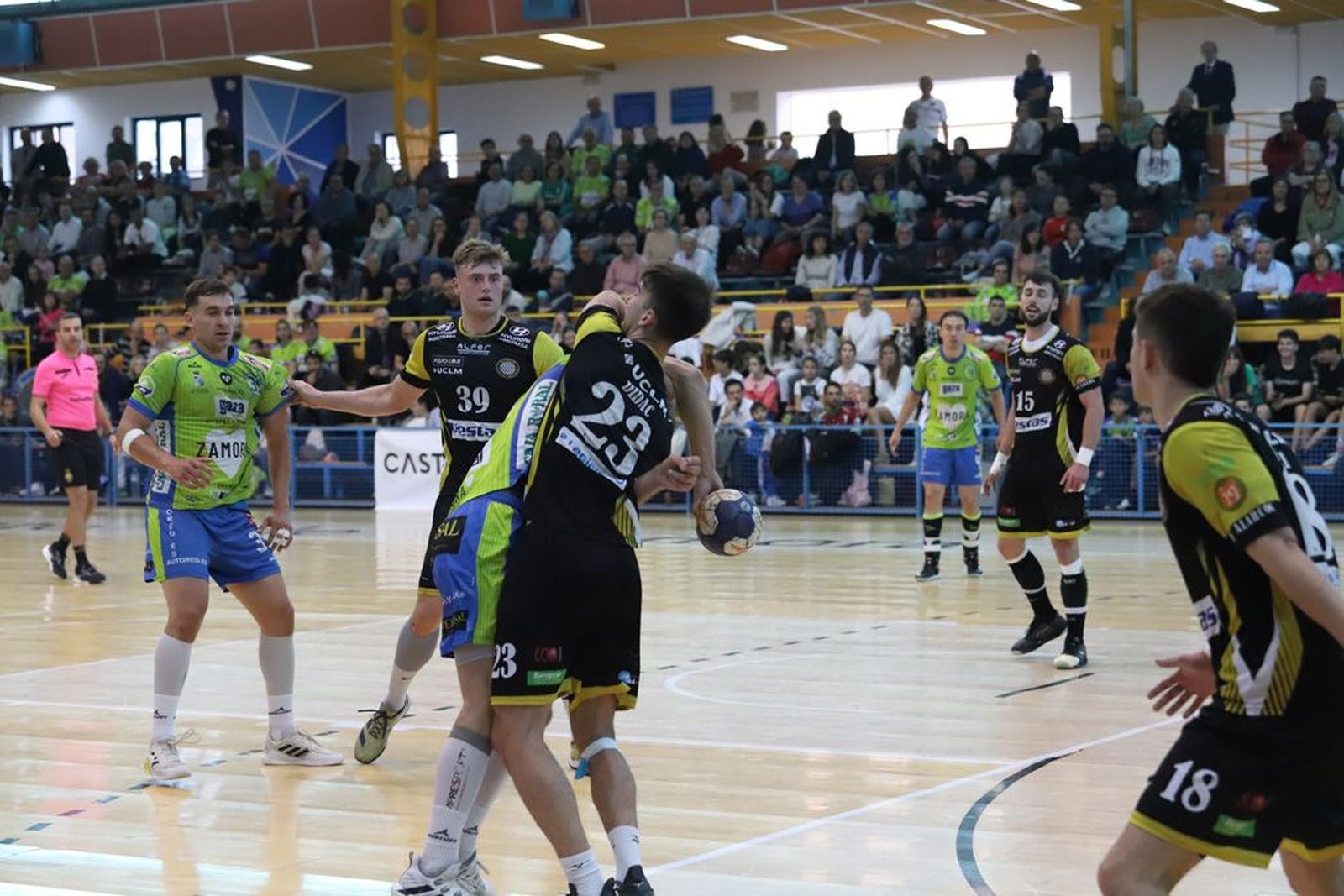 balonmano-zamora-enamora-alarcos-ciudad-real-22